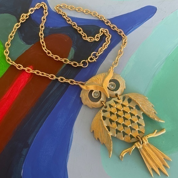 Vintage Jewelry - Vintage 1970’s Owl Necklace Retro